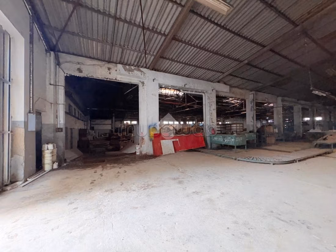 Warehouse for rent