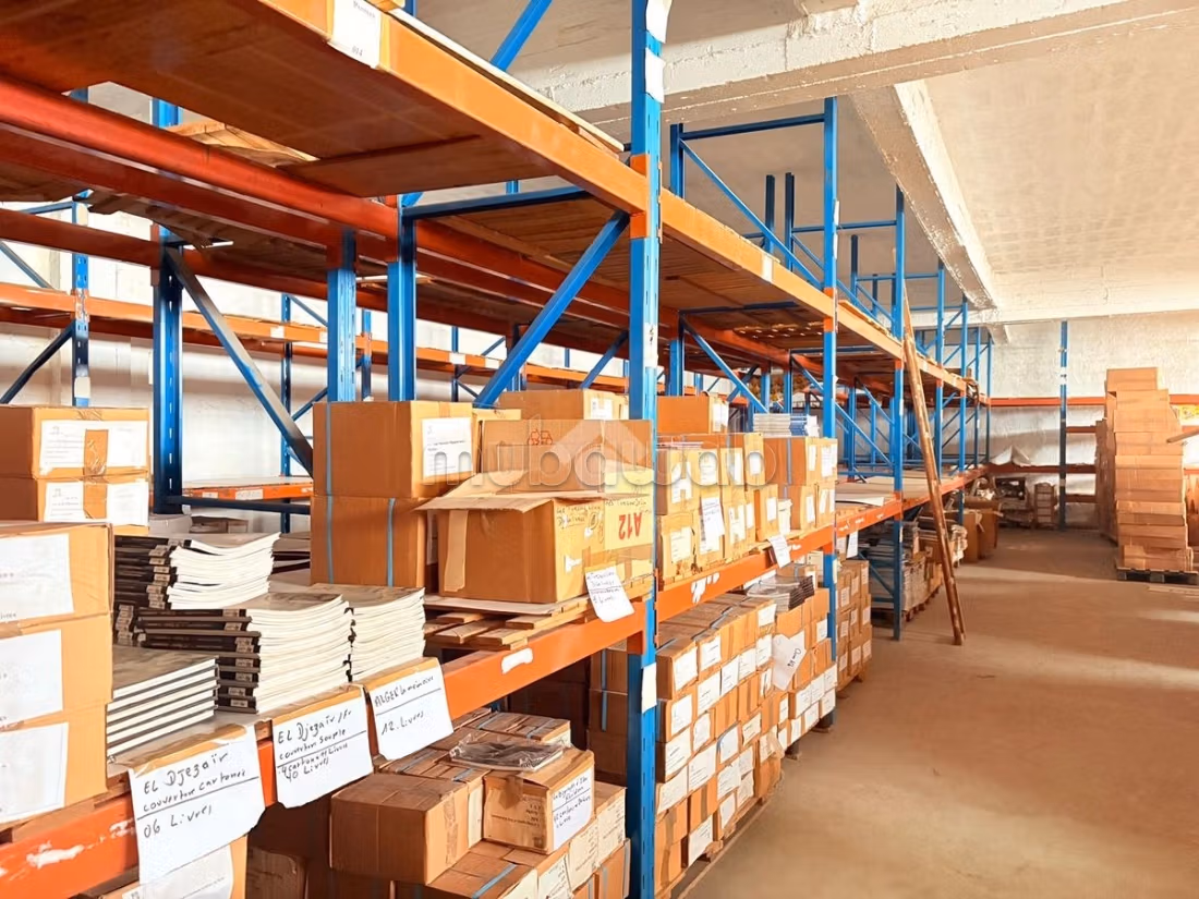 Magazzino in affitto