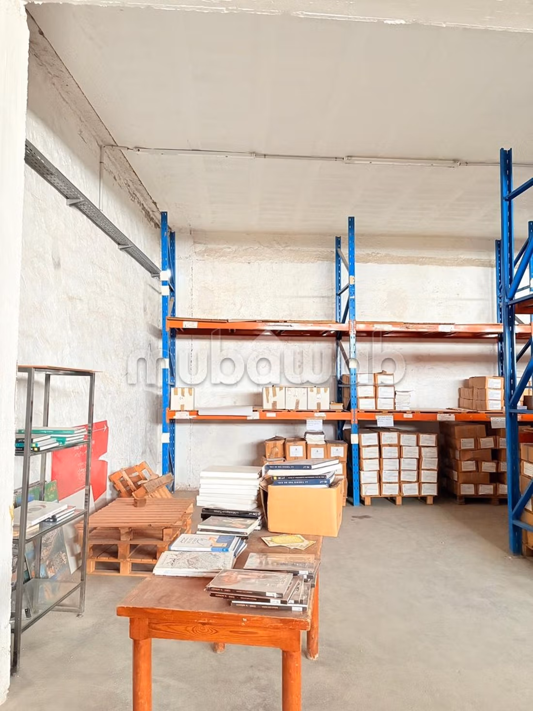 Magazzino in affitto