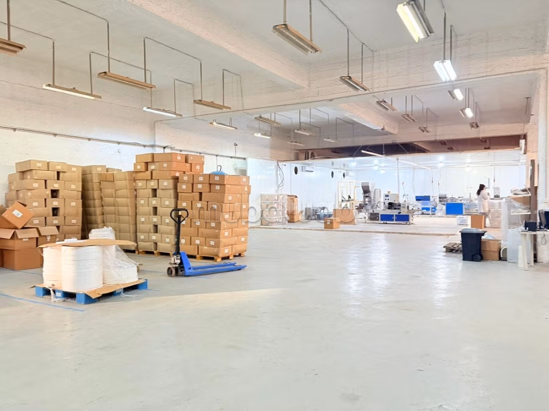 Warehouse for rent