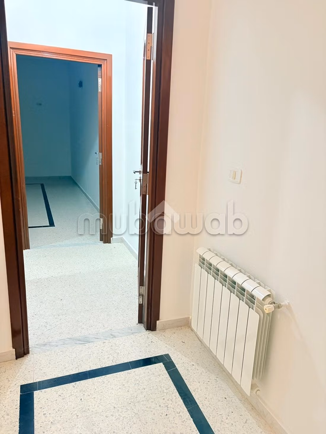 Hall 4 at location