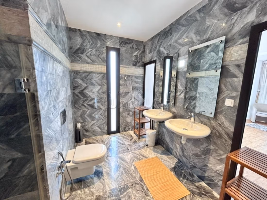 Villa S4 avec piscine et vue mer – Golden Tulip
