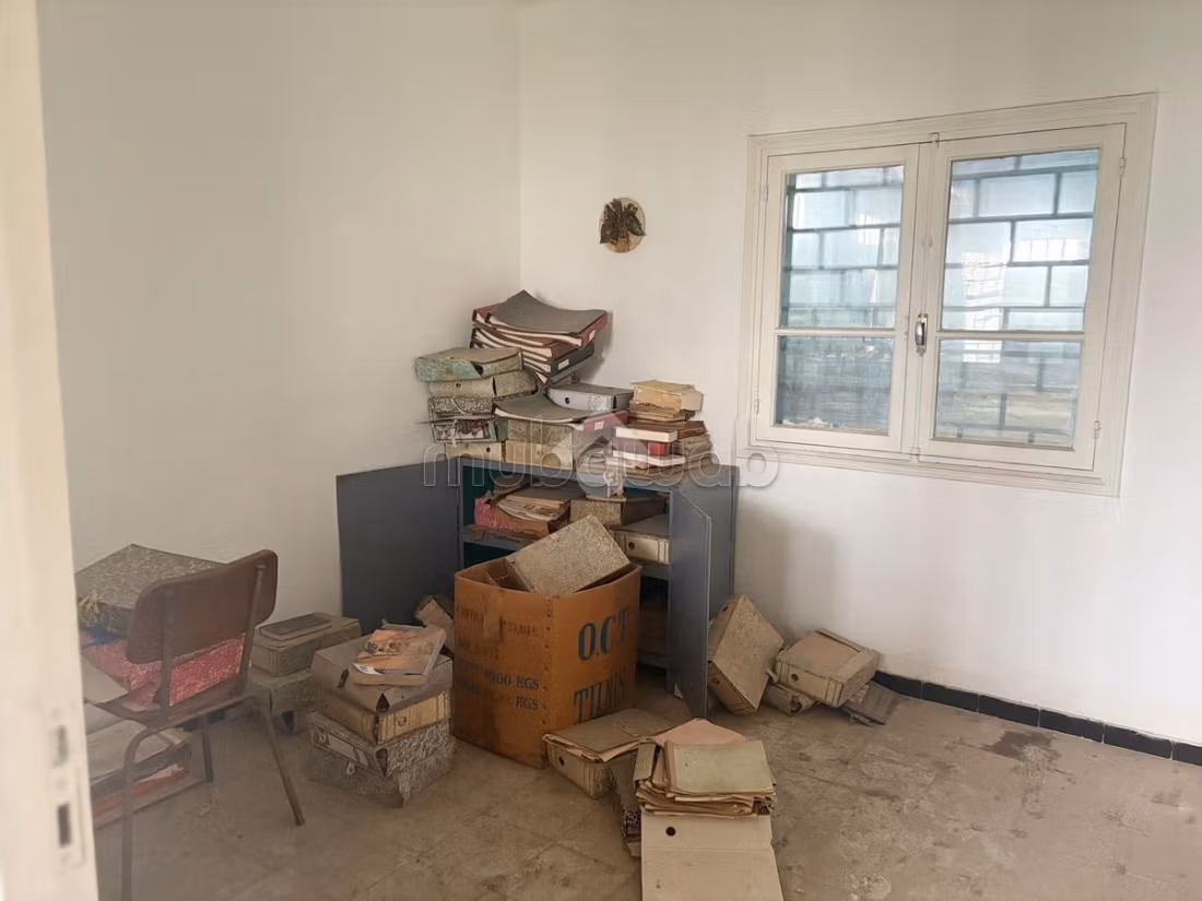 Entrepôt en vente