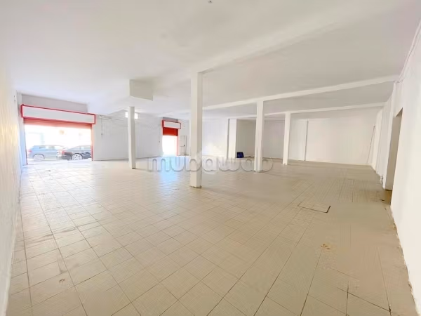Walls for rent