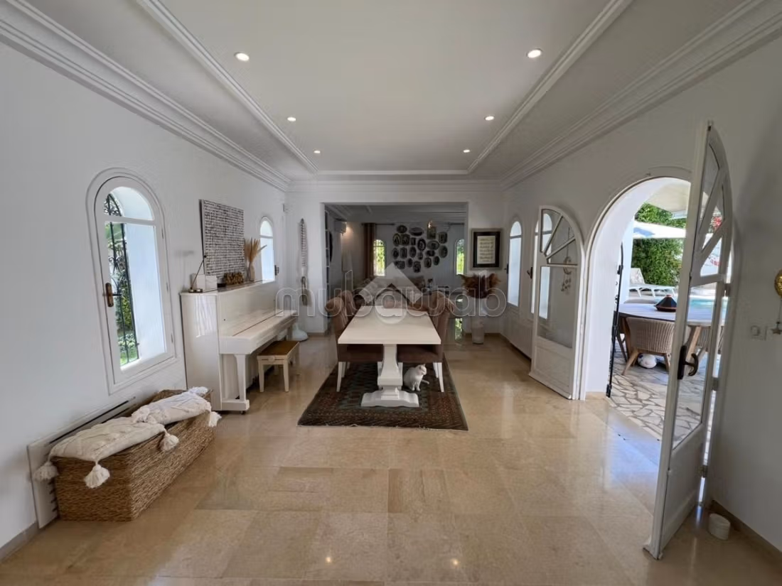 Villa indipendente in vendita