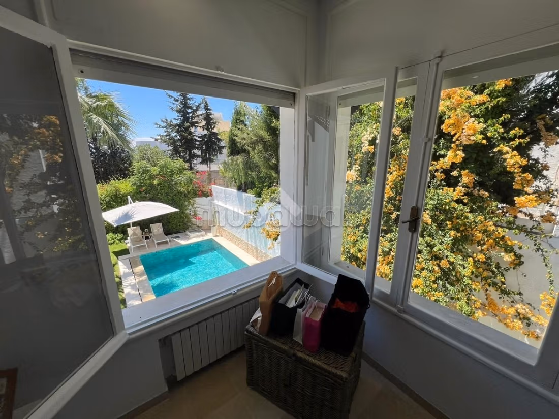 Villa indipendente in vendita