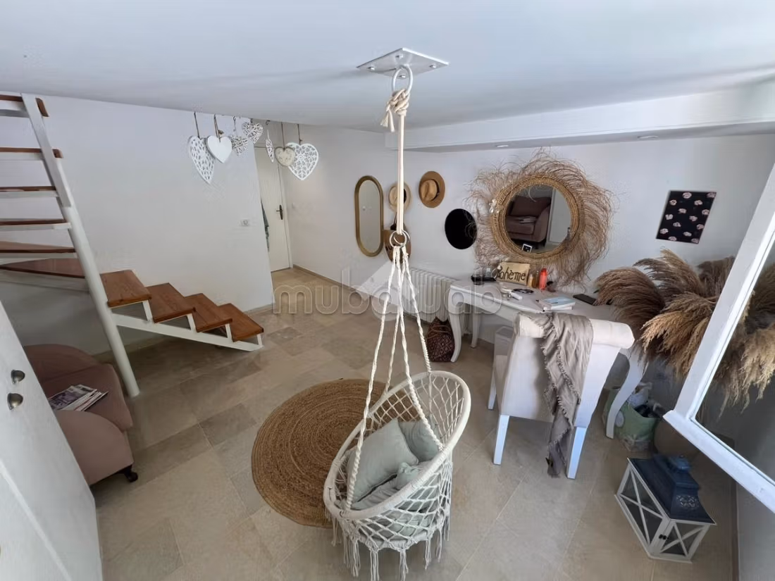 Villa indipendente in vendita