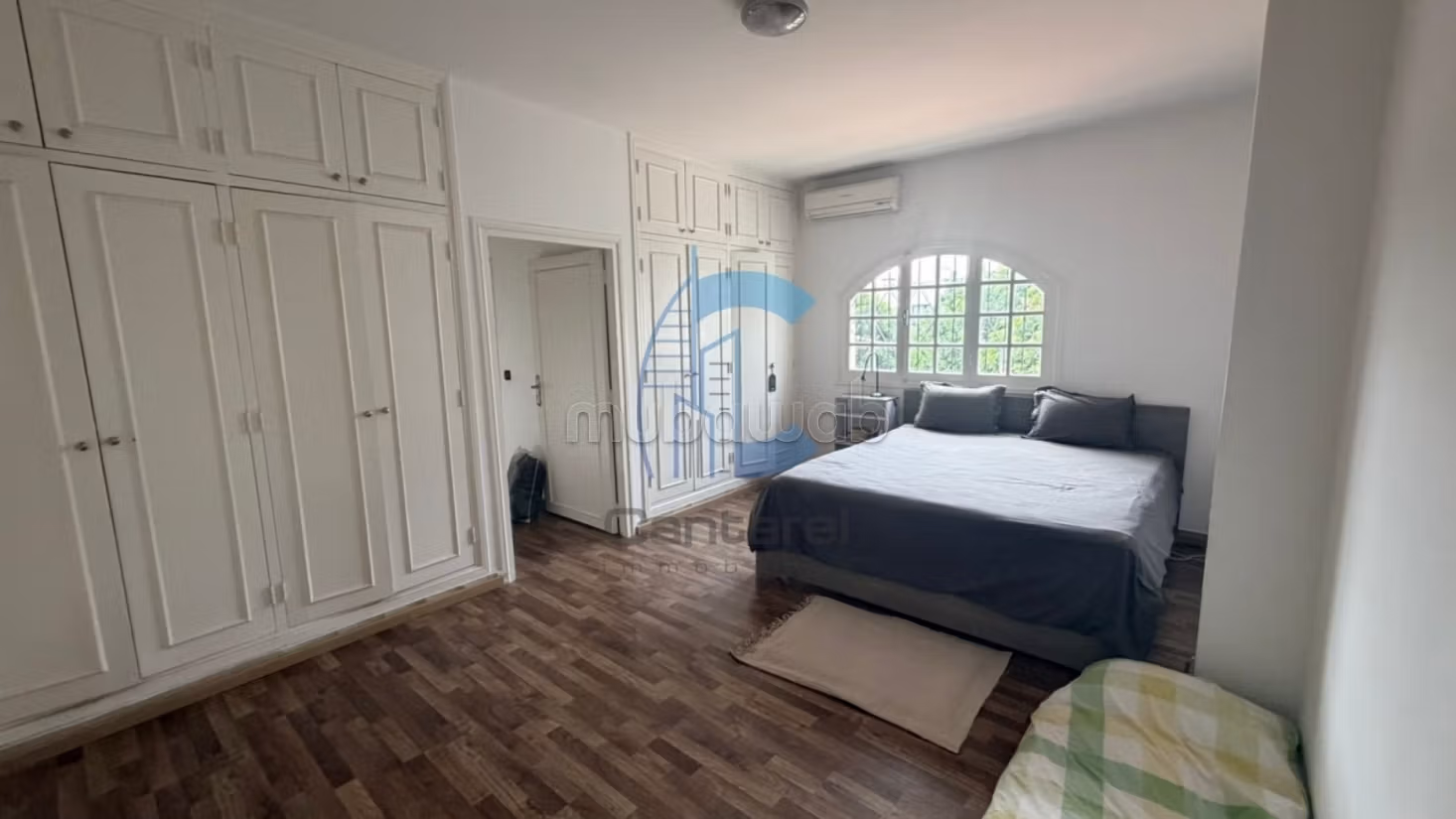 Calm villa location Al Manar