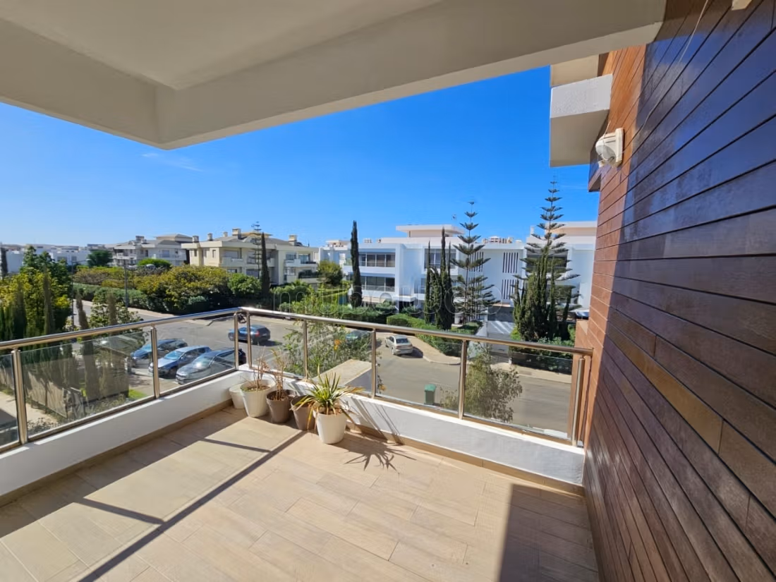 Empty apartment in Prestigia Golf City