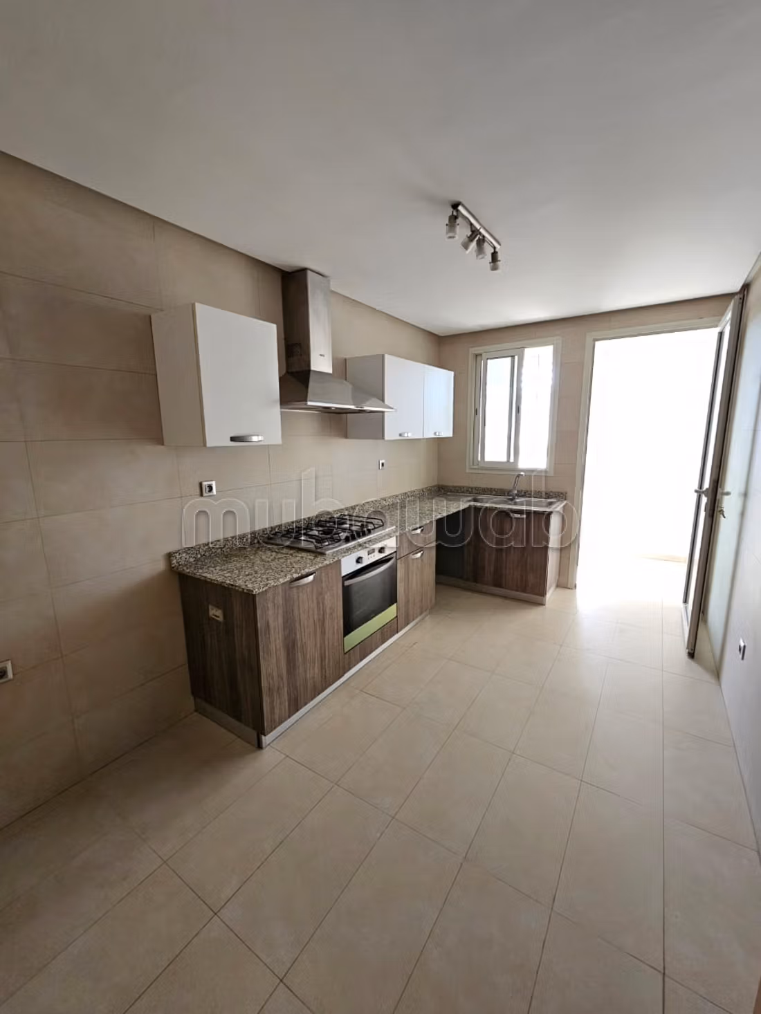 Empty apartment in Prestigia Golf City