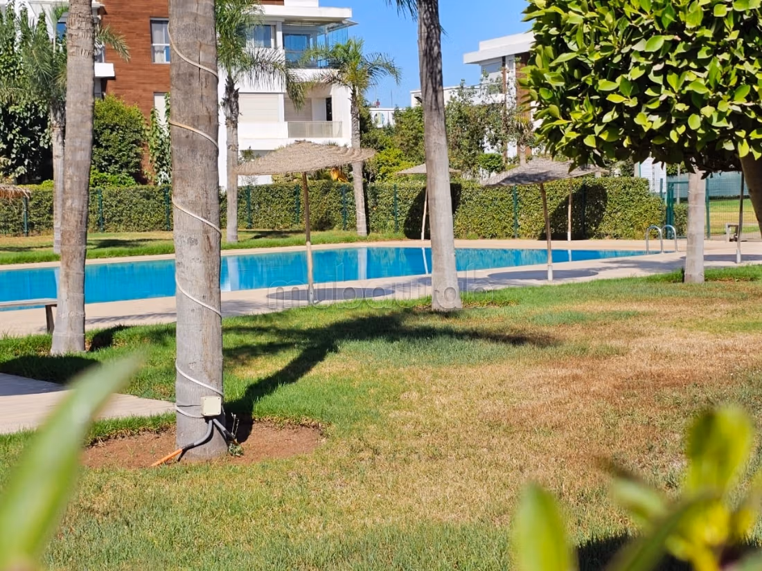 Empty apartment in Prestigia Golf City