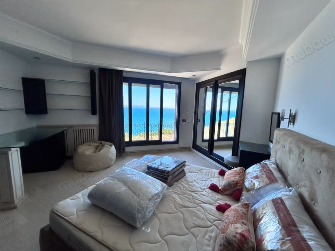 Furnished apartment with sea view in Gammarth
