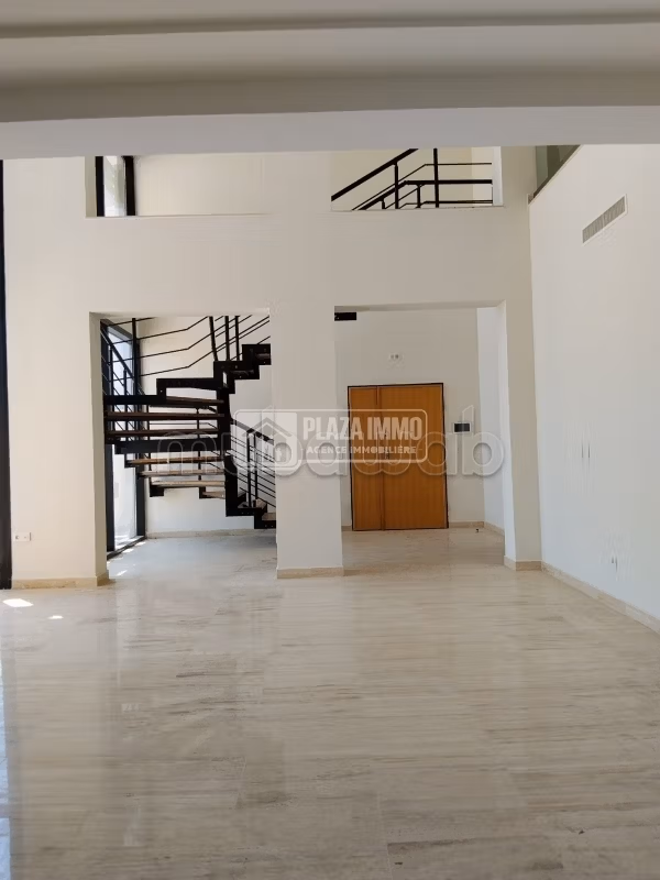 In Affitto Un Triplex Al Lago 2