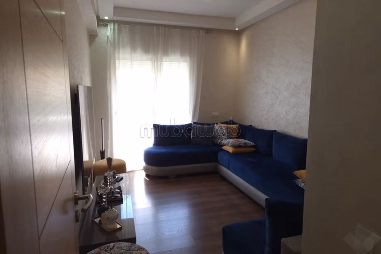 Superbe appartement à vendre à Hay Lmkansa. 2 chambres agréables. Service de concierge et climatisation — 6