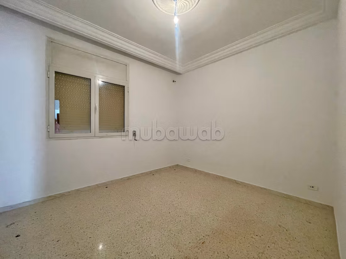 Villa de 500m², Mnihla