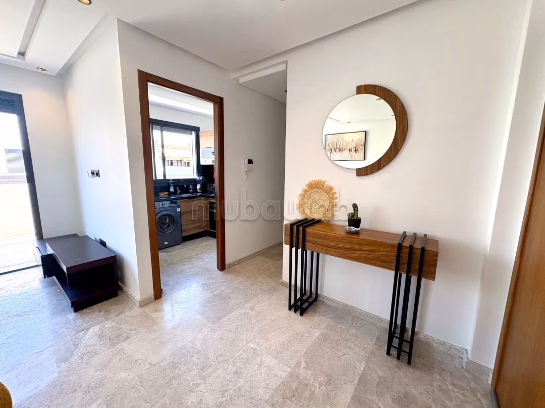 Appartement avec grande terrasse proche des commodités et du tramway — 2