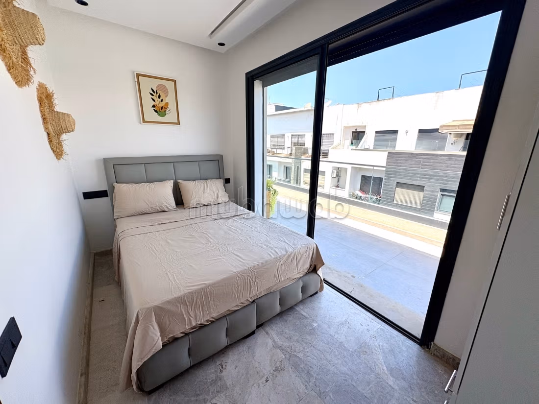 Appartement avec grande terrasse proche des commodités et du tramway — 6