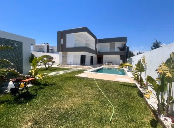 À vendre une superbe villa S4 dont deux suites