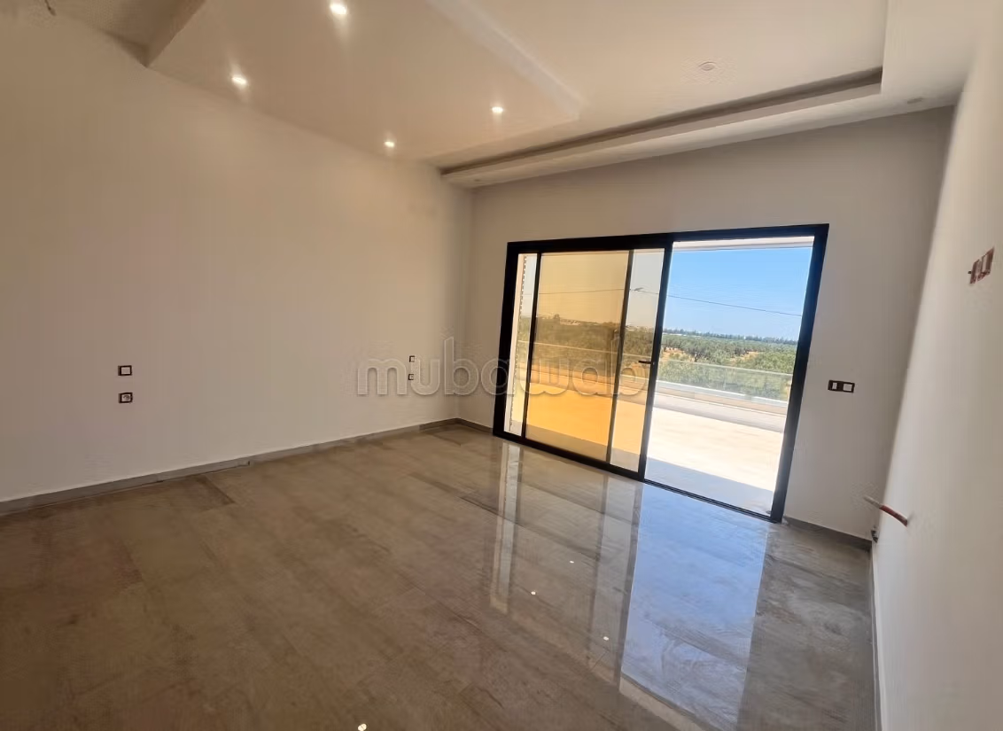 A vendre à HAMMAMET sidi Hammed une villa s4