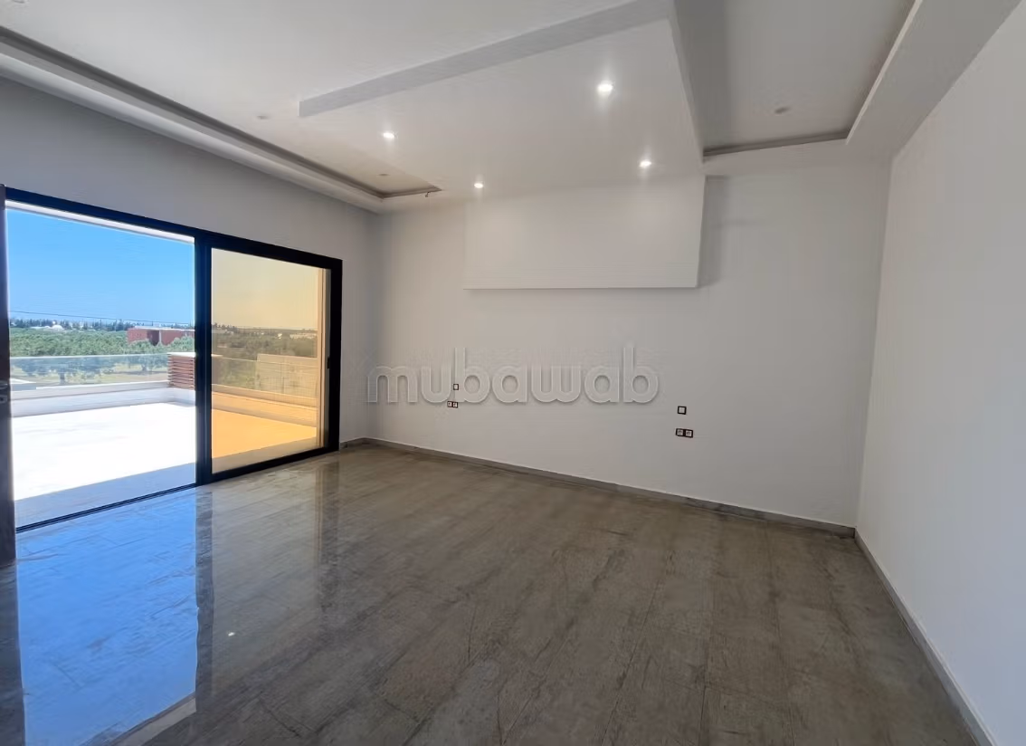A vendre à HAMMAMET sidi Hammed une villa s4