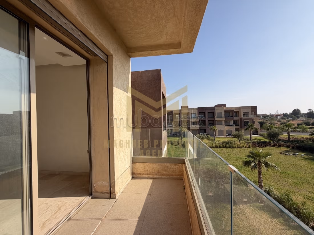 À VENDRE – Appartement avec Vue sur la Piscine dans Prestigia Argan – Marrakech — 3