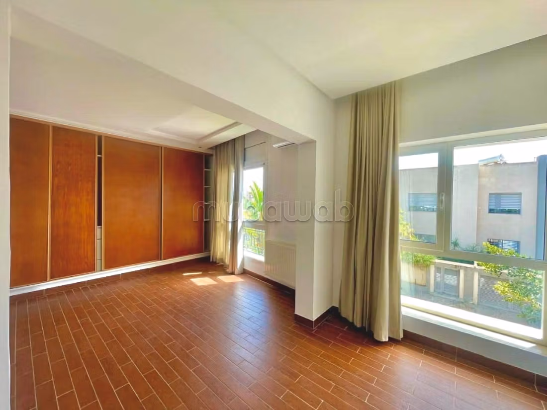 A LOUER Villa S7 aux berges du lac 2