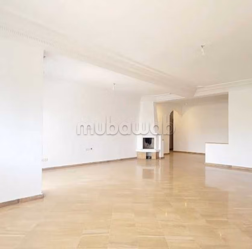 Appartement à Louer de 270.0 m² à Casablanca,
Hopitaux — 2