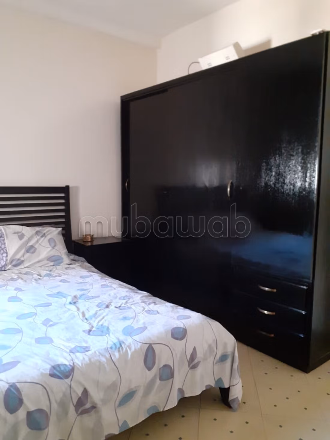 APPARTEMENT très propre dans un immeuble calme — 4