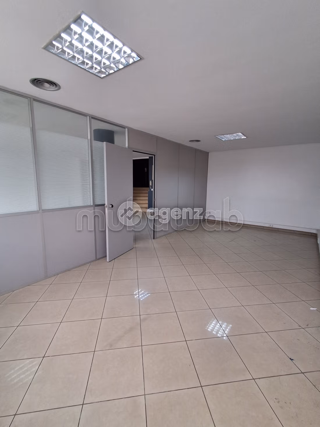 Office for rent 87 m² Breton Farm Casablanca