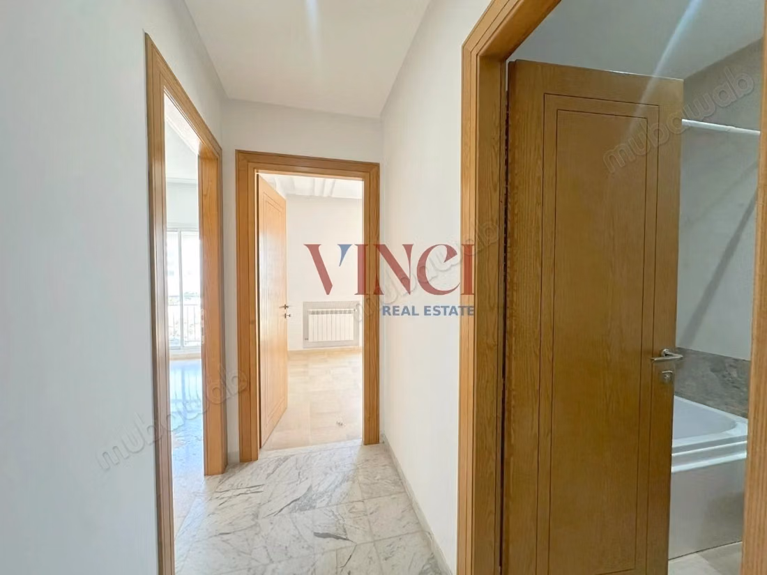 A VENDRE Appartement S2 aux berges du lac 2