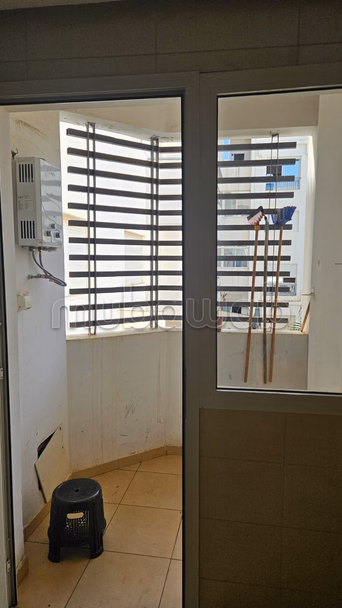 Bel appartement vide à louer à sala el jadida