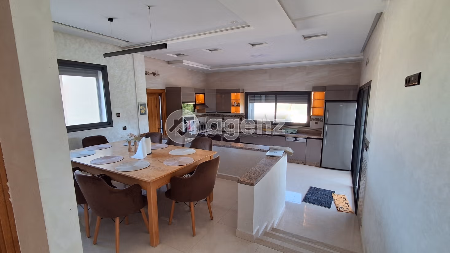 Villa for sale 1,060 m², 11 bedrooms Other El Jadida