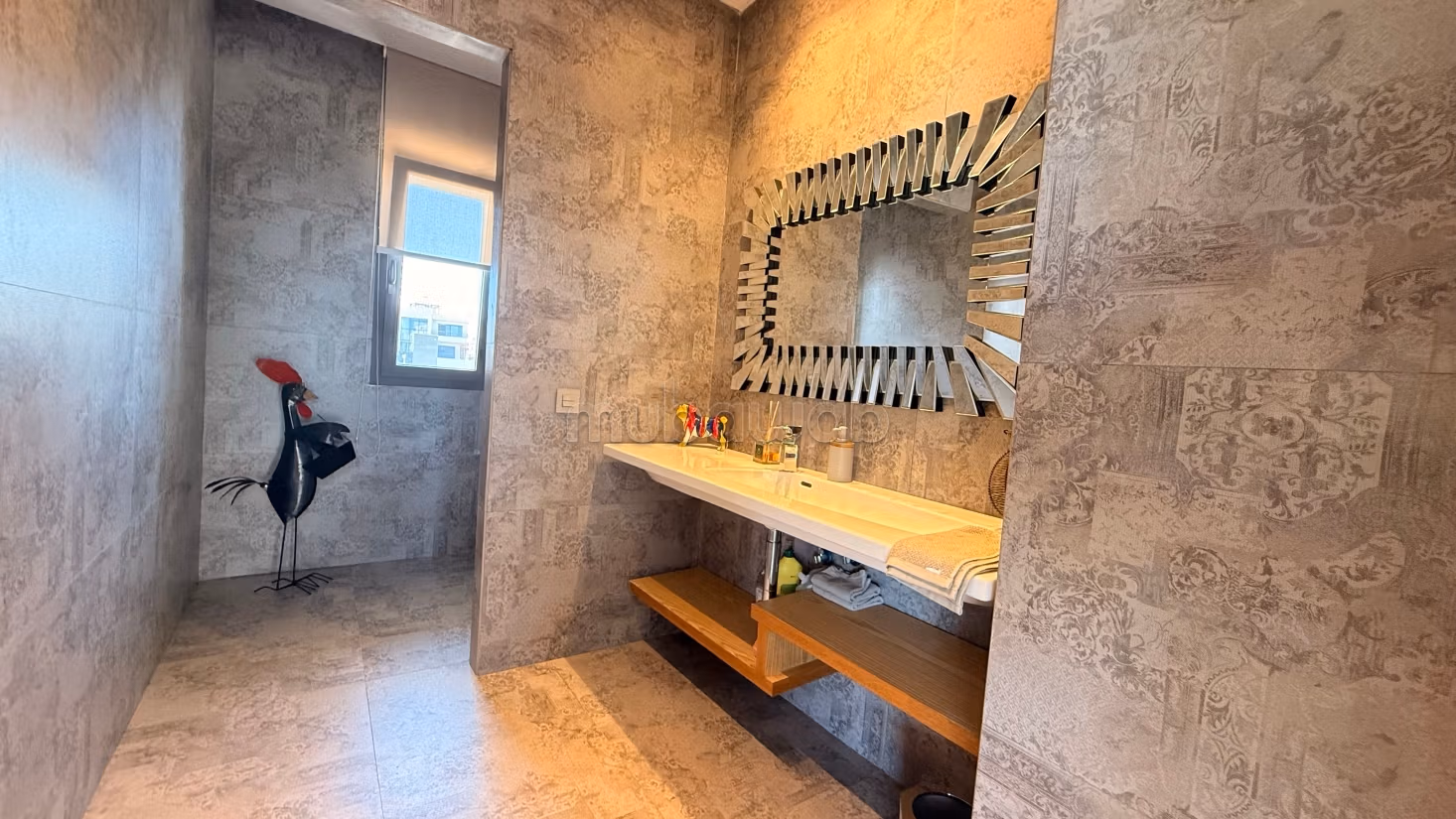 Villa di Prestigio in Vendita a Dar Bouazza – Vista Mare e 2 Piscine