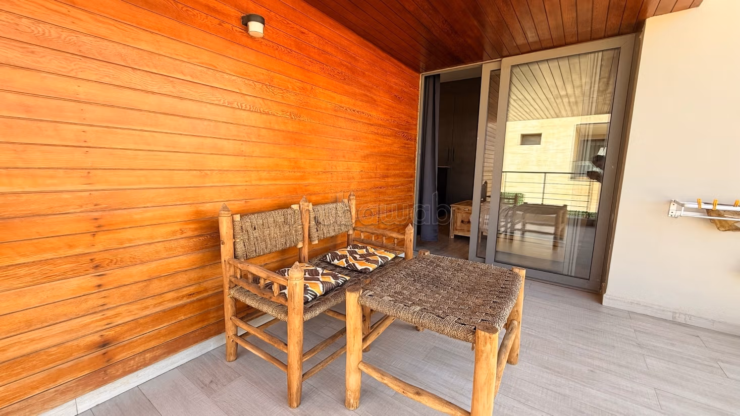 Villa di Prestigio in Vendita a Dar Bouazza – Vista Mare e 2 Piscine