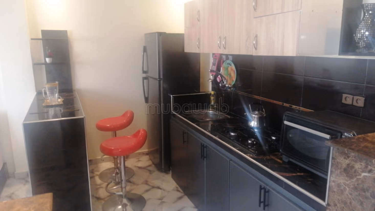 Onroerend goed te huur in Hay Mohammadi. Oppervlakte van 75 m². Goed gemeubileerd