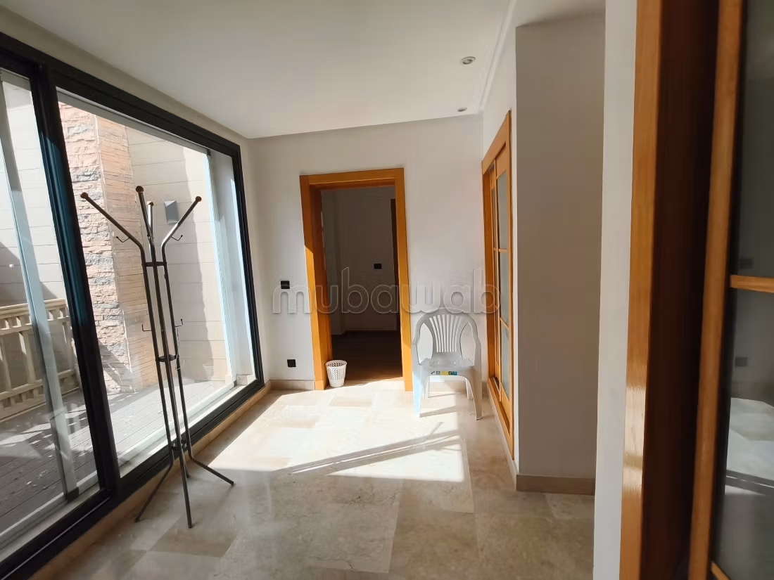 Villa with a view of the golf course in the green city for rent