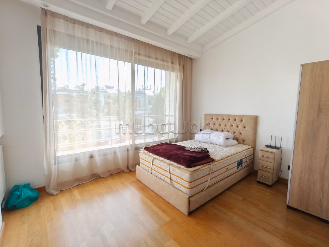Villa with a view of the golf course in the green city for rent