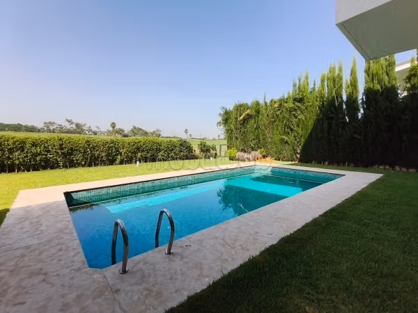 Villa vue sur Golf à la ville verte à louer
