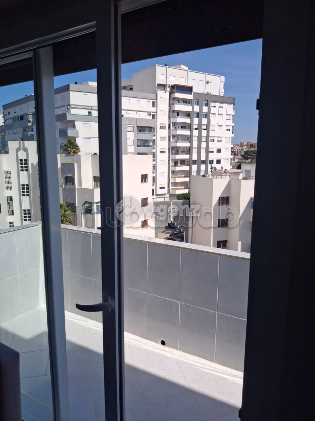 Apartamento en venta 115 m², 3 dormitorios Azib Haj Kaddour Tánger