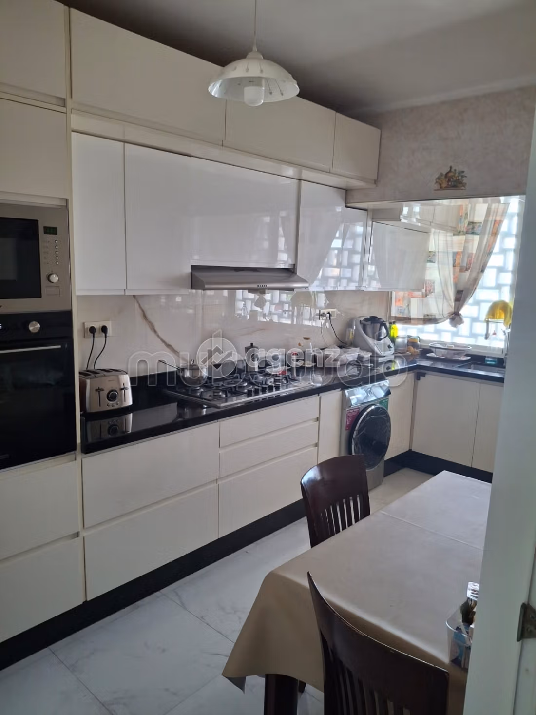 Apartamento en venta 115 m², 3 dormitorios Azib Haj Kaddour Tánger