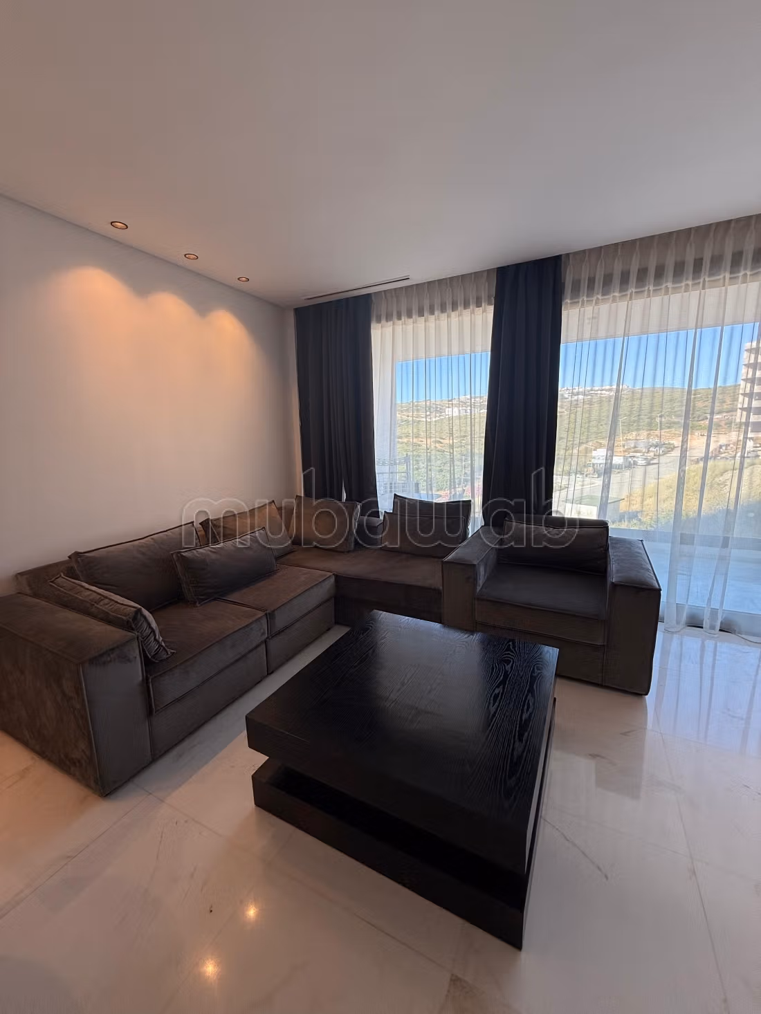 Luxueux appartement à louer avec terrasse