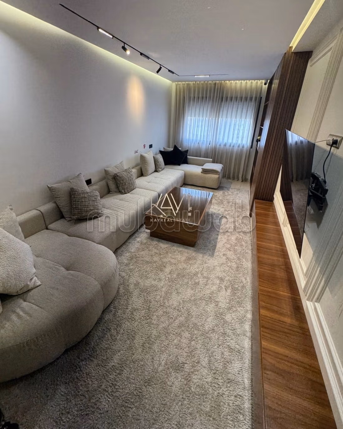 Appartement meublé à vendre – Place Mozart – pohled 2