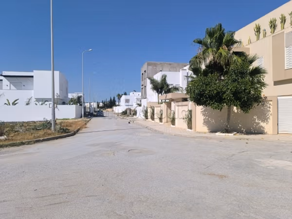 Terrain à vendre à Yasmine Hammamet – 325 m²