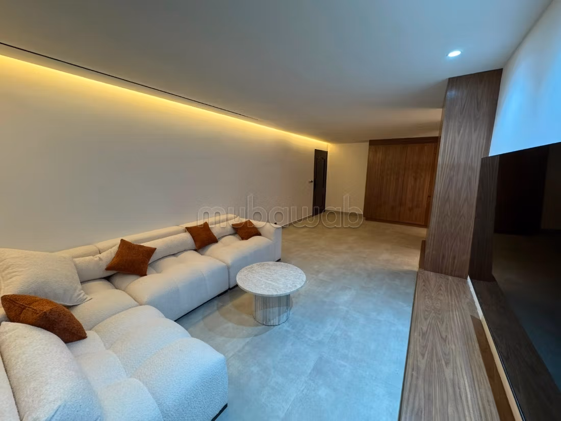 Superbe appartement moderne neuf à louer à Guéliz — 3