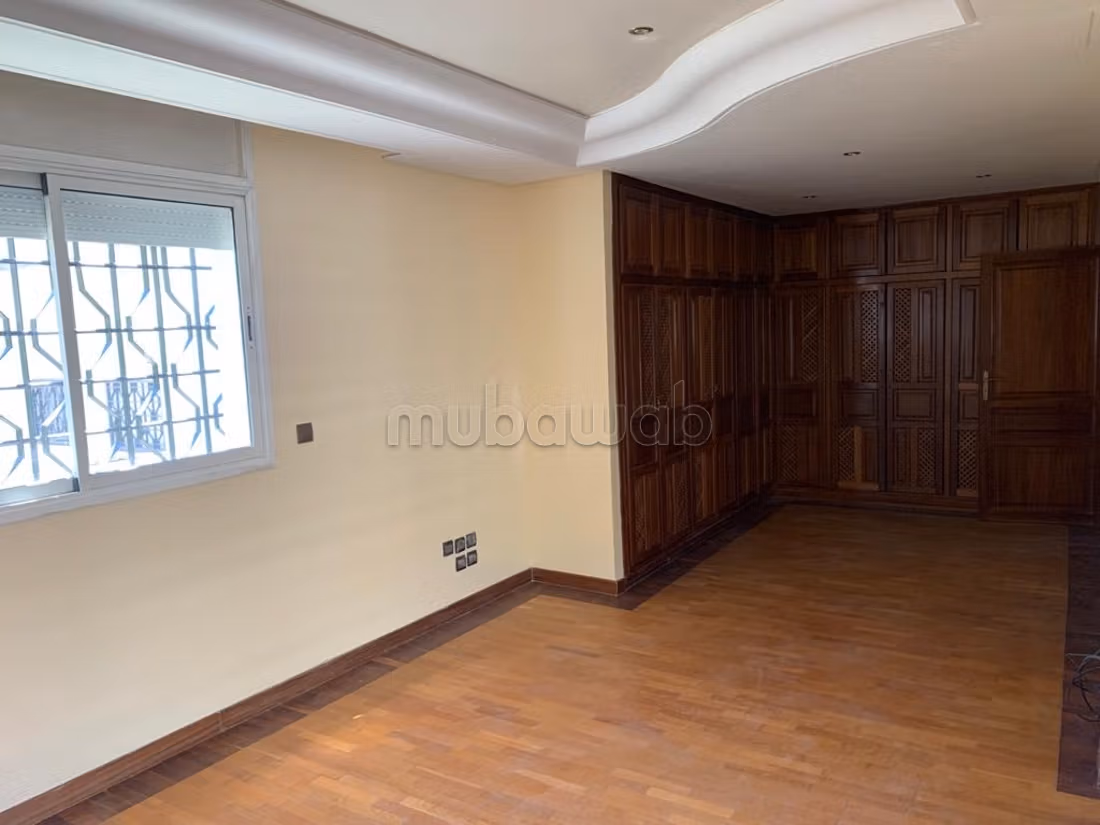 Villa de 370 m2 en venta en Hamria Meknes