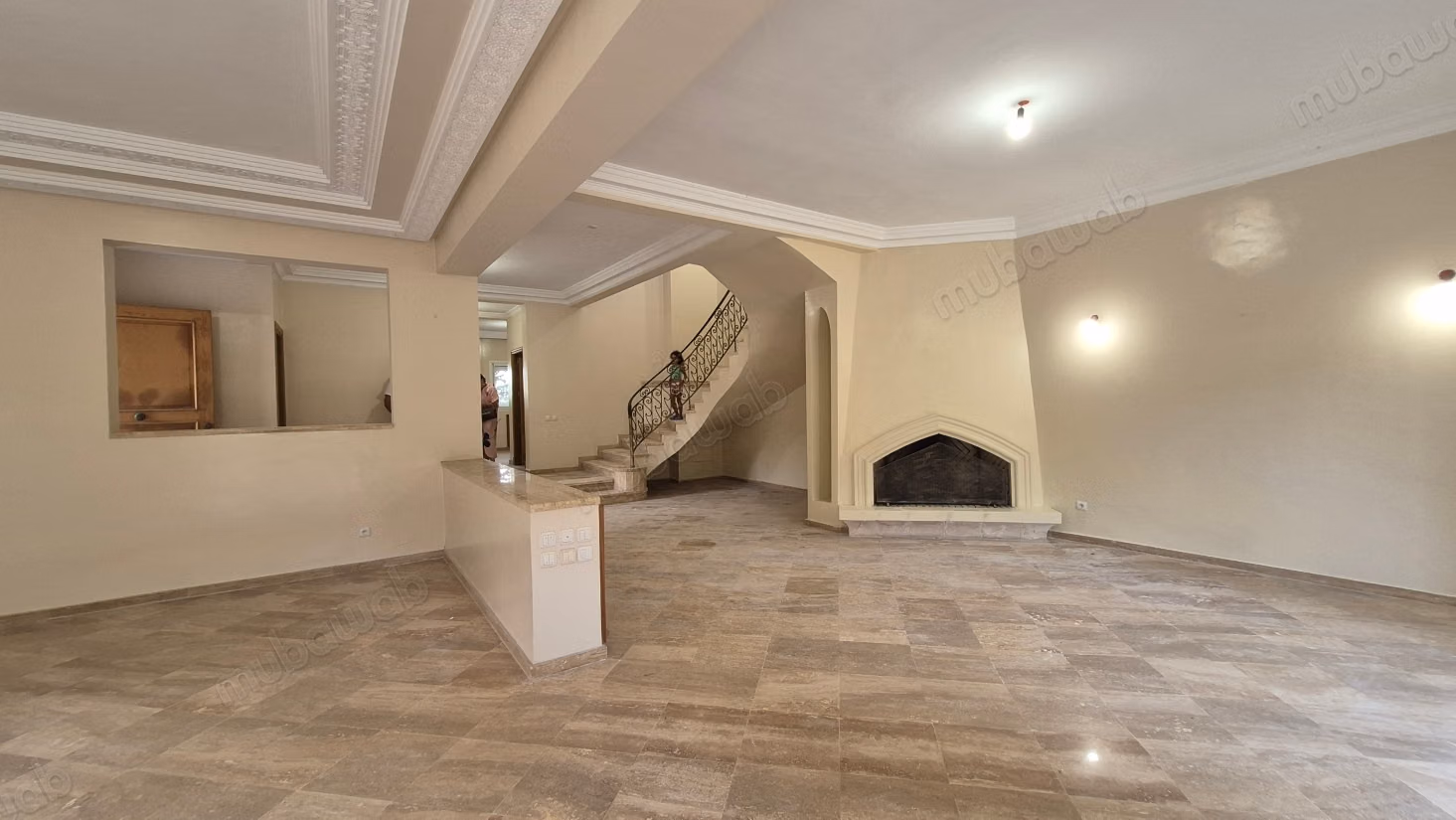 Te koop villa 500m2 Sluitresidentie Aindiab