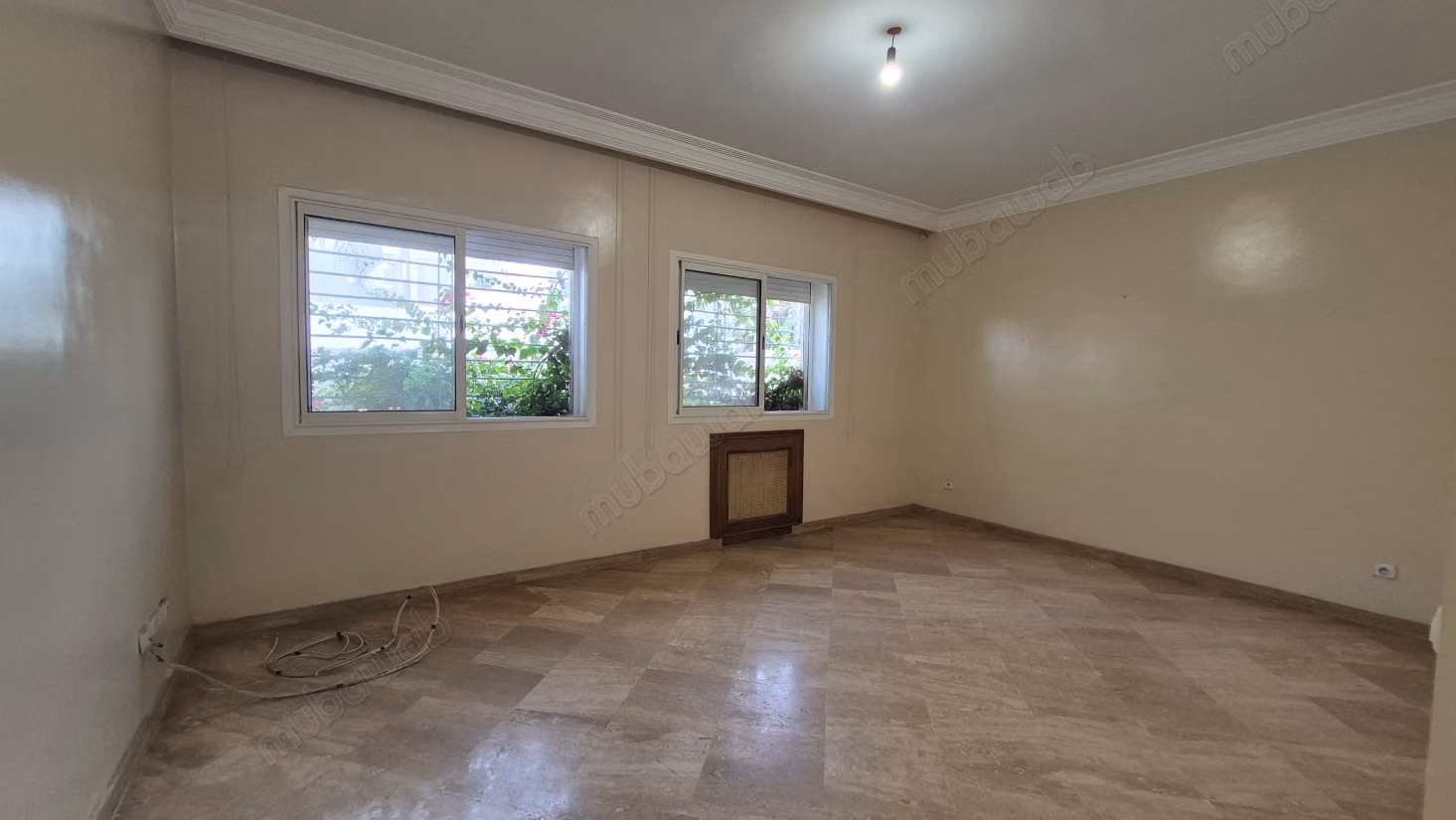 Te koop villa 500m2 Sluitresidentie Aindiab