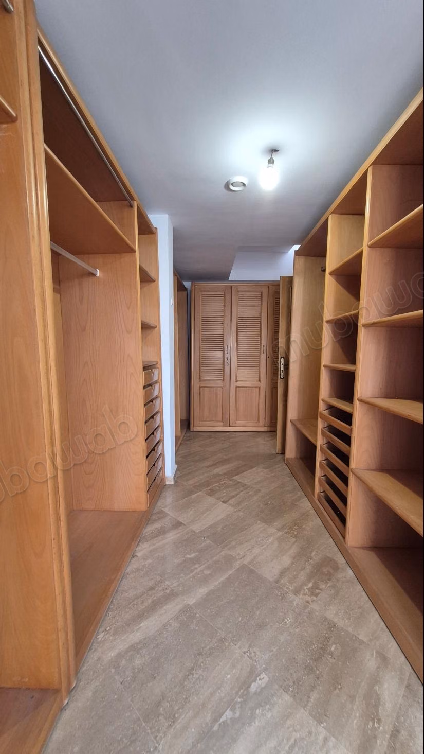 Te koop villa 500m2 Sluitresidentie Aindiab