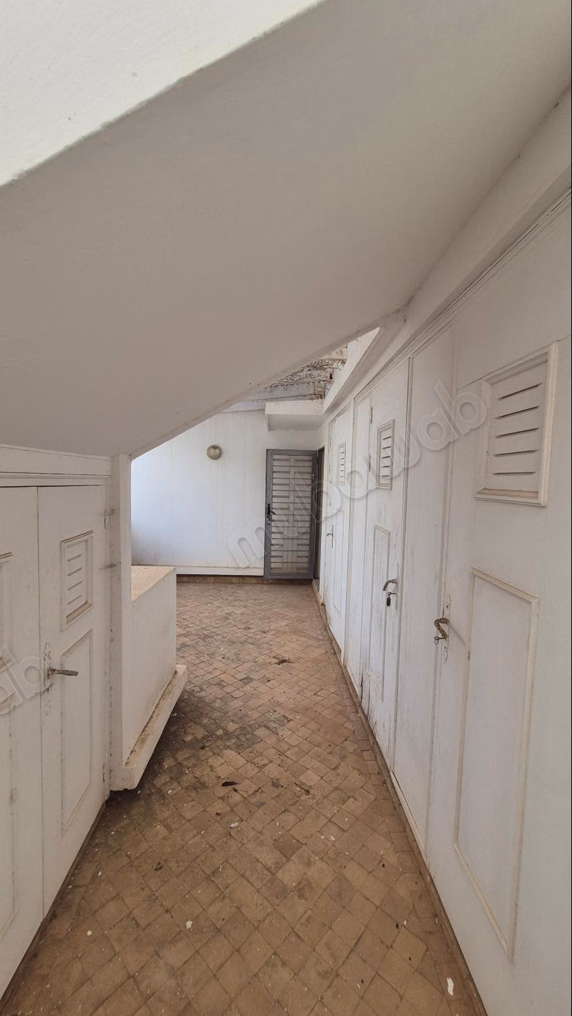 Te koop villa 500m2 Sluitresidentie Aindiab
