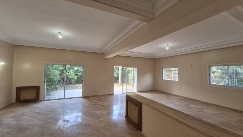 En venta villa 500m2 Residencia cerrada Aindiab